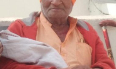 जशपुर के एसपी विजय अग्रवाल के पिता दाऊ आनंद का आज  76  साल की उम्र में निधन  गोल्ड मेडलिस्ट रहे दाऊ आनंद ने छत्तीसगढ़ राज्य निर्माण के अग्रिम पंक्ति के नेता रहे  सरदार सुरजीत सिंह बरनाला के साथ मिलकर राज्य निर्माण के लिए पूर्व प्रधानमंत्री अटलबिहारी से मिलकर भराई हामी  संसदीय सचिव यू.डी. मिंज भी उनके अंतिम संस्कार में पहुंचे दी श्रद्धांजलि