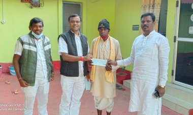 बस्तर साँसद दीपक बैज के अथक प्रयासों से पीड़िता को मिली आर्थिक सहायता राशि