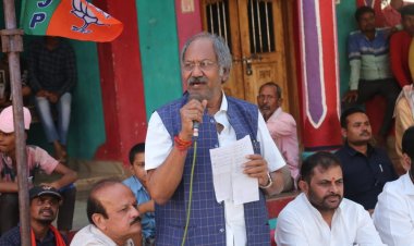 काँग्रेस हारी हुई है, पैसा-सत्ता के बल पर चुनाव जीतना चाहती है: बृजमोहन