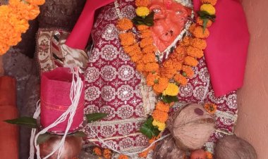 हनुमान जयंती में चिंताहरण हनुमान मंदिर ईदगाह भाटा गली नंबर 13 में भंडारा कार्यक्रम