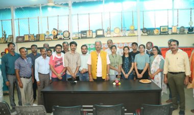 यूक्रेन से वापस हुए छात्र-पालकों ने  बृजमोहन को ज्ञापन सौंपा   छात्र छात्राओं के आगे की पढ़ाई को लेकर निर्णय ले सरकार