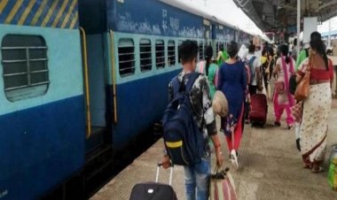 भारी विरोध-प्रदर्शन के बाद रेलवे ने इन तीन जोड़ी ट्रेनों को किया बहाल