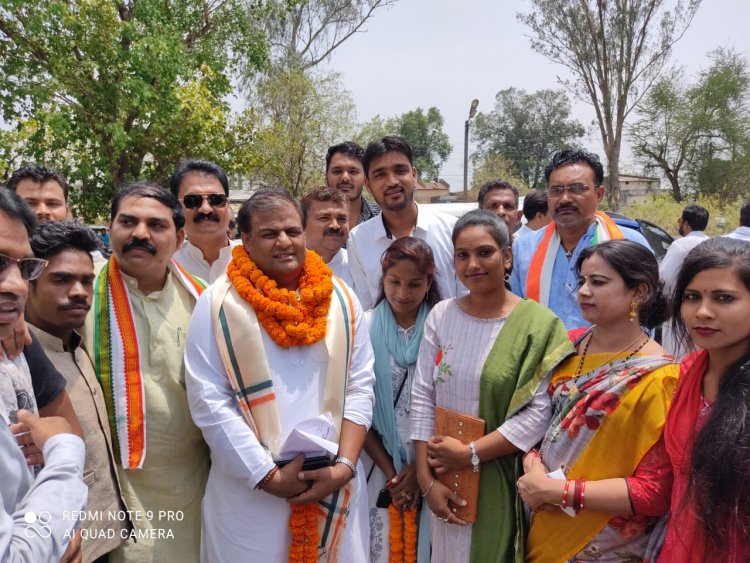 कांग्रेस प्रभारी डॉ चंदन यादव के बाराद्वार में डॉ  चौलेश्वर चंद्राकर के नेतृत्व में हुआ भव्य स्वागत