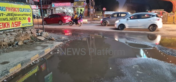 मुख्यमंत्री भूपेश बघेल के द्वारा होने वाले शंकर नगर अंडर ब्रिज सौंदयिकर्ण का लोकार्पण की खुली पोल, उपर पाठ, नीचे सपाट - बृजमोहन