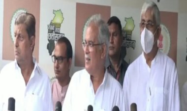 भूपेश सिंहदेव एक हेलीकॉप्टर में सवार, लंबे समय बाद दिखे साथ
