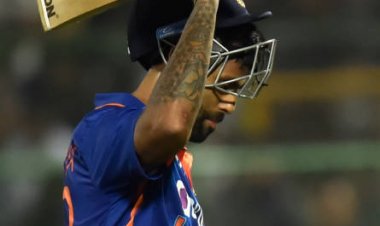 सूर्य कुमार यादव के तेज से जला जिम्बाब्वे साथ ही इनके प्वाइंट  पर लगा सूर्यग्रहण