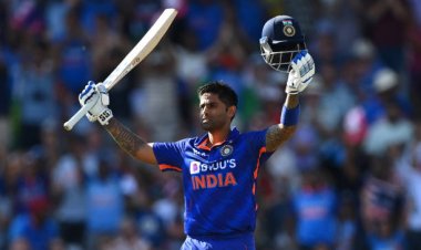 सूर्यकुमार यादव की धुआंधार पारी से इंग्लैंड की आंखे चौंधिया गई थी।