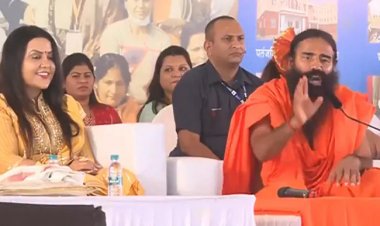 बाबा रामदेव की टिप्पणी ने नए विवाद को दिया जन्म  महिलाएं अच्छी दिखती हैं जब...