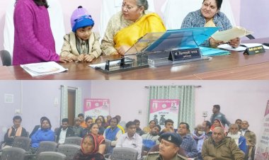 आयोग अध्यक्ष ने दो बच्चों को सदस्यों की कुर्सी पर बैठाया उन्होंने अपने माता पिता को एक साथ रहने का फैसला सुनाया