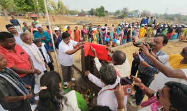 संसदीय सचिव यू. डी. मिंज ने गिनाबाहर में किया महात्मा गांधी ग्रामीण औद्योगिक पार्क (रीपा) का शुभारंभ