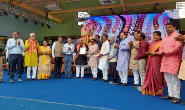 अखिल भारतीय कुर्मी महासभा के 45 वें महाअधिवेशन में गुजरात के कुर्मी पाटीदारों द्वारा अद्भुत, अविश्वसनीय, अकल्पनीय व्ययस्थापन