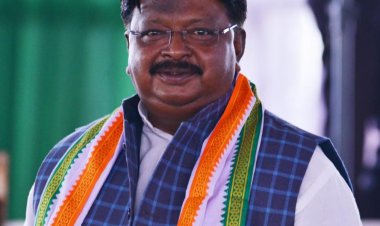 कर्नाटक विधानसभा चुनाव जीत पर जशपुर कांग्रेस खुशी की लहर, विधायक यू. डी. मिंज ने कहा लोकतंत्र को एक सूत्र में पिरोने की यह जीत है,जनता ने विकास के एजेंडे पर वोट किया
