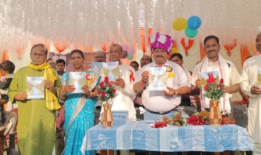 विधायक ने मंच ,सामुदायिक भवन,पुलिया सहित ग्रामीणों को दी कई सौगात, किया उदगम पुस्तक का किया विमोचन