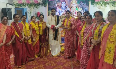 कान्यकुब्ज ब्राह्मण समाज एवं महिला मंडल के द्वारा आशीर्वाद भवन बैरन बाजार रायपुर में श्री शिव महापुराण ज्ञान यज्ञ का आयोजन