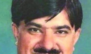 3 लाख की रिश्वत रकम के साथ आईएएस अधिकारी गिरफ्तार, एंटी करप्शन ब्यूरो ने की कार्रवाई