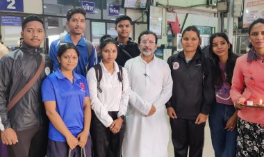 छ ग थाई बॉक्सिंग दल रवाना।