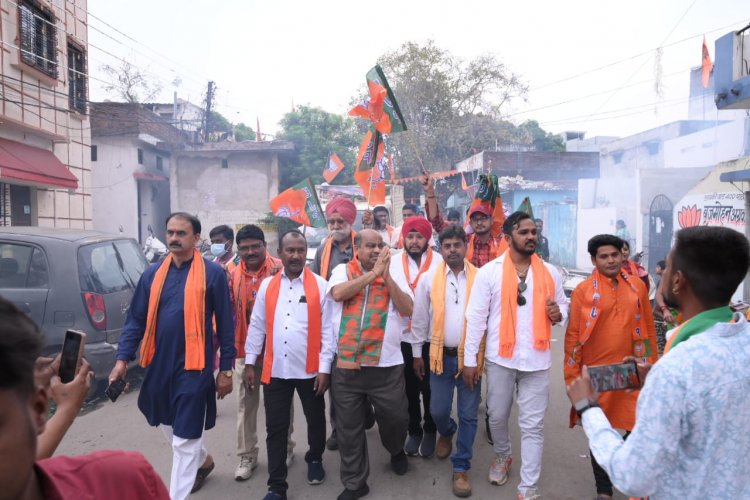 आगामी लोकसभा चुनाव के मद्देनजर विधायक मिश्रा ने शुरू किया वार्ड भ्रमण के तहत जनसंपर्क अभियान