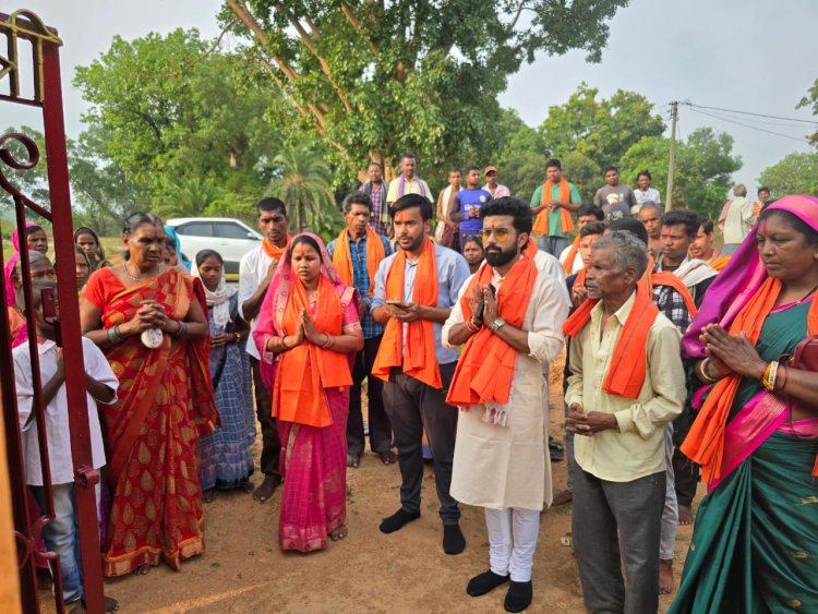 विजय आदित्य सिंह जूदेव ने ग्रामीणों को दिया आश्वासन, जल्द होंगी समस्या दूर