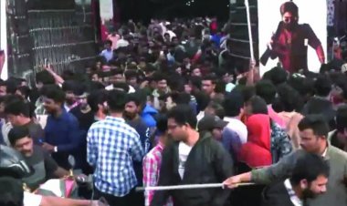 एक्टर अल्लू अर्जुन को देखने मची भगदड़, एक महिला की मौत, दो बच्चे ICU में भर्ती