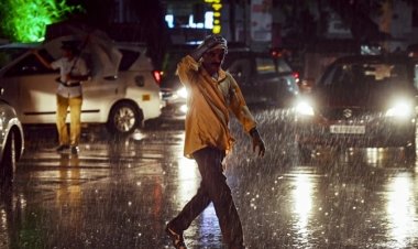 दिल्ली में ठंड तो तमिलनाडु में बारिश बनी मुसीबत