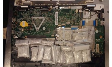 लैपटॉप में छिपाकर रखा था 4.93 करोड़ रुपये के हीरे, एयरपोर्ट में जांच के दौरान पकड़ा गया युवक