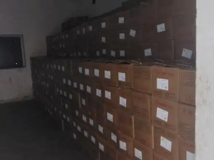 रायपुर नक्सलियों ने लूटे 5000 किलो बारूद, वाहन चालक को भी किया किडनैप