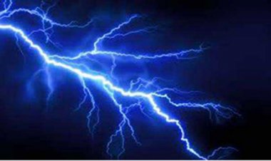 प्रयागराज में आकाशीय बिजली गिरने से एक ही परिवार के चार की मौत