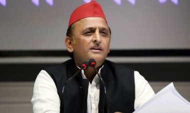 अखिलेश यादव ने बगावत कर रहे तीन विधायकों को पार्टी से निकाला