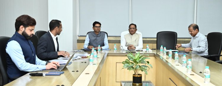 मुख्यमंत्री श्री साय ने जीएसटी विभाग की समीक्षा बैठक में कर अपवंचन पर सख्ती के दिए निर्देश  छत्तीसगढ़ में जीएसटी कलेक्शन में ऐतिहासिक बढ़त: 18% वृद्धि दर के साथ देश में अव्वल
