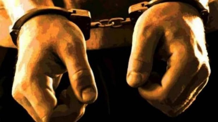 झारखण्ड ACB ने छत्तीसगढ़ के 2 शराब कारोबारियों को गिरफ्तार किया
