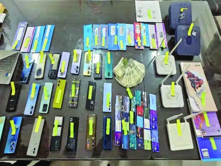 छत्तीसगढ़ राज्य  खैरागढ़ पुलिस की बड़ी कार्रवाई: नागपुर से ऑपरेट हो रहा शिवा बुक ऑनलाइन सट्टा रैकेट ध्वस्त, 20 करोड़ का लेन-देन बेनकाब