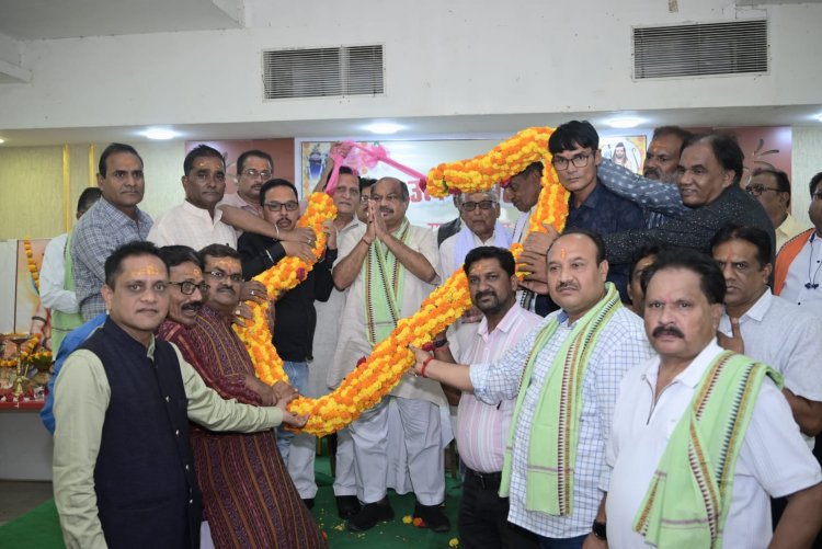 छत्तीसगढ़ उत्कल ब्राह्मण समाज के प्रदेश कार्यकारिणी की बैठक  सरायपाली में संपन्न