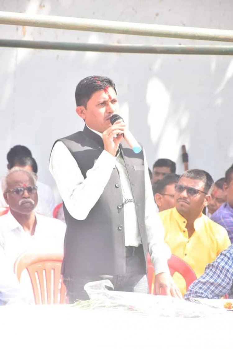 “समाज का आरोप — संगठन में योगदान के बावजूद उपेक्षित रहा यादव समाज, नेतृत्व से न्याय की उम्मीद”