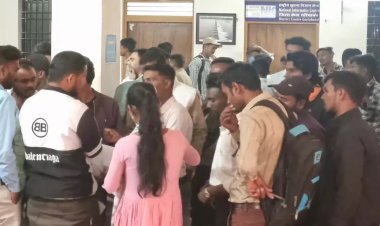 कंप्यूटर ऑपरेटर्स की हड़ताल ख़त्म होने के बाद बेराजगार हुए अस्थायी कर्मचारी