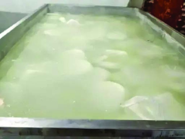 रायपुर में 1700 किलो नकली पनीर सहित 4.76 लाख का माल जब्त, भाठागांव के गोदाम में FDA की बड़ी कार्रवाई