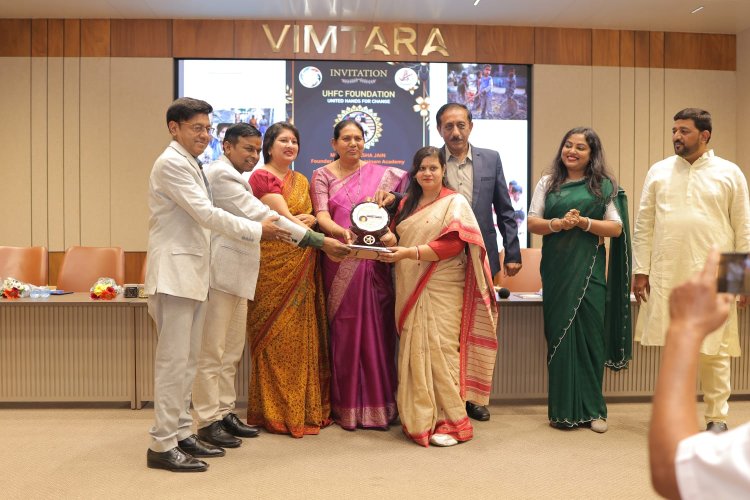 प्रत्युषा फाउंडेशन सम्मानित हुआ