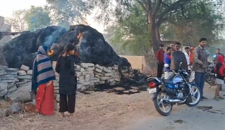 बिलाईगढ़ में दर्जनों पैरावट में आग, चार गांवों में दहशत