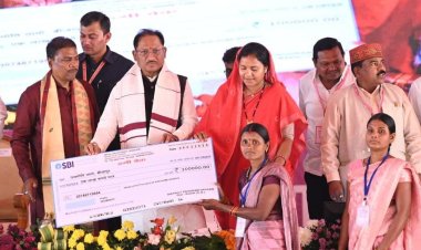 स्वाभिमान की नई पहचान : छत्तीसगढ़ में महिला सशक्तिकरण का स्वर्णिम दौर