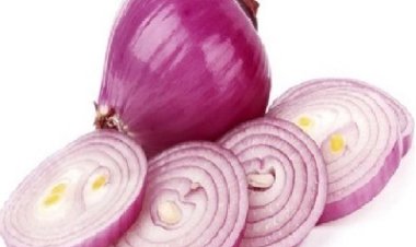प्याज में कौन सा विटामिन पाया जाता है?