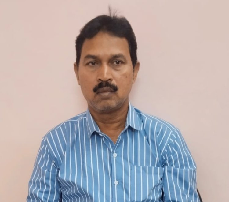 वेतन के बदले रिश्वत मांगने वाला खंड शिक्षा अधिकारी गिरफ्तार