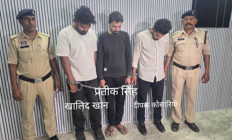 थार में चिट्टा बेचने निकले तीन आरोपी गिरफ्तार, 11 लाख का सामान जब्त
