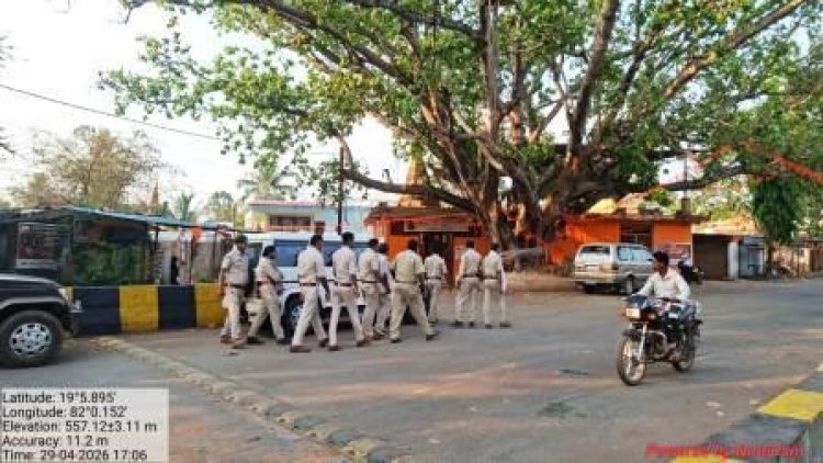 संजय मार्केट में अवैध तोता बिक्री पर वन विभाग की कार्रवाई, हमला करने वाले आरोपियों पर एफआईआर दर्ज