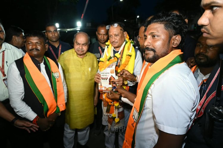 विधायक पुरन्दर मिश्रा के नेतृत्व में उत्कल समाज ने मुख्यमंत्री साय का जताया आभार  रायपुर के चारों विधानसभा क्षेत्रों में उत्कल समाज भवन के लिए 25-25 लाख रुपये की स्वीकृति पर किया अभिनंदन