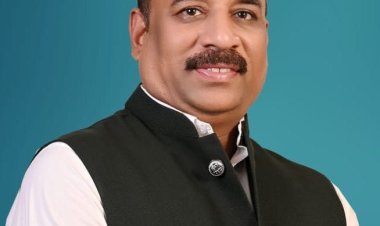 मुख्य चुनाव आयुक्त ज्ञानेश कुमार के इस्तीफे की मांग को लेकर आम आदमी पार्टी का विशाल धरना प्रदर्शन एवं घेराव का कार्यक्रम रायपुर में