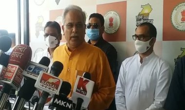 देश के बंटवारे के लिए सावरकर जिम्मेदार- सीएम बघेल