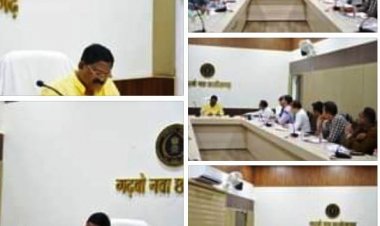 खाद्य मंत्री ने की धान उपार्जन की तैयारियों की समीक्षा