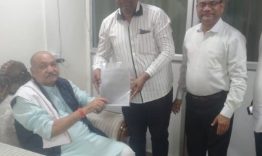 मनवा कुर्मी समाज नगर इकाई भाटापारा अध्यक्ष  दीपक टिकरिहा  को भाटापारा कृषि उपज मंडी सदस्य नियुक्त किये जाने पर ढेर सारी बधाई .....