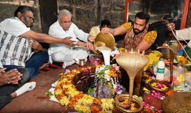 मुख्यमंत्री ने कुलेश्वर महादेव मंदिर में पूजा-अर्चना की