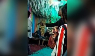 बागेश्वर धाम के प्रमुख के भाई दलित महिला की शादी में घुसे, मेहमानों पर तानी पिस्तौल