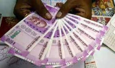 सरकारी कर्मचारियों को केंद्र का तोहफा, 4 फीसदी बढ़ा DA